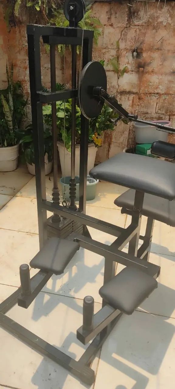 Máquina de glúteos 4 apoios - Foto 3