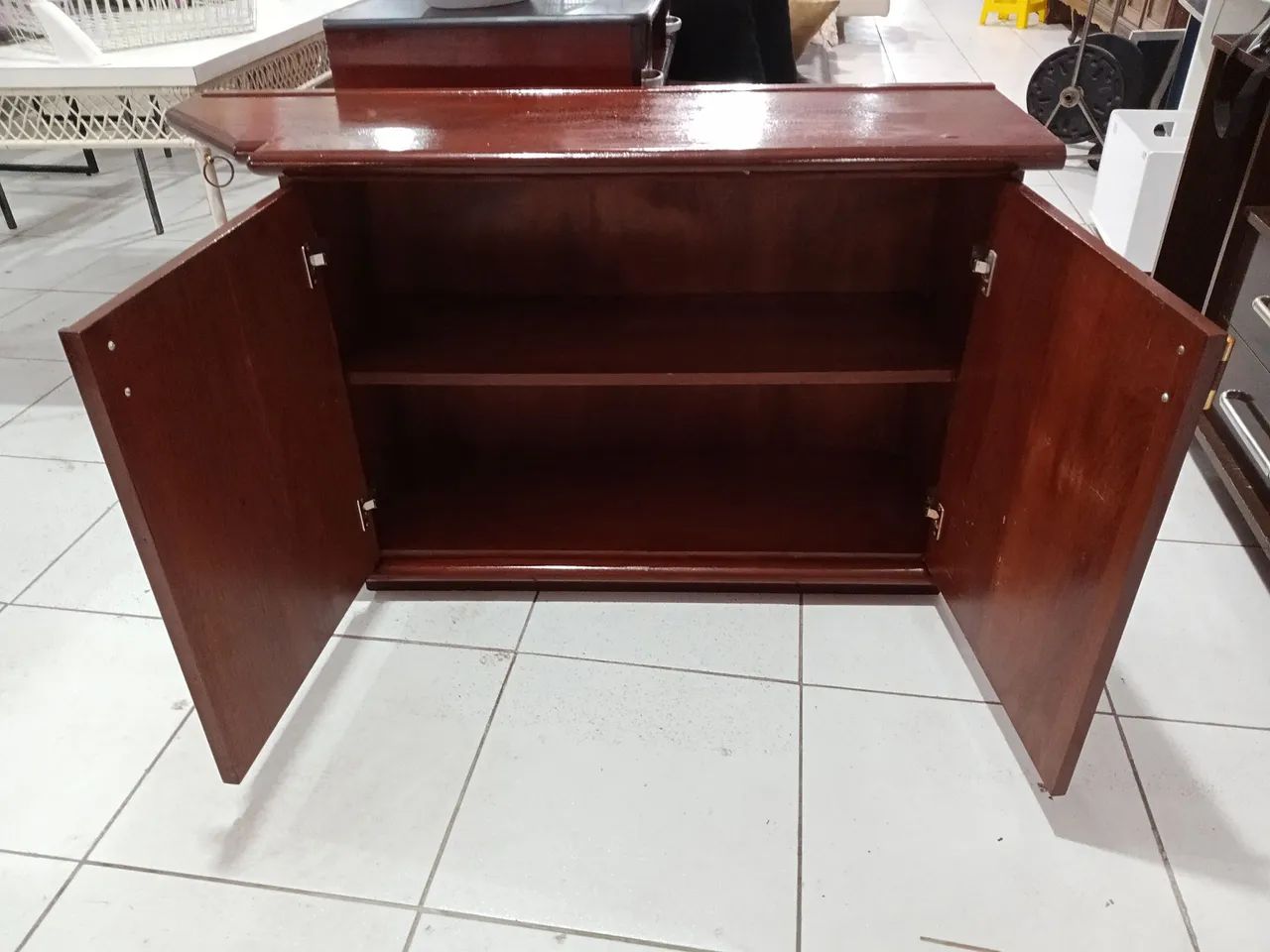 Rack com 2 Portas em Madeira Maciça  - Foto 4
