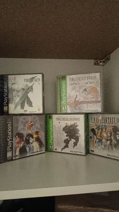 Lote de jogos Final Fantasy para Playstation 1