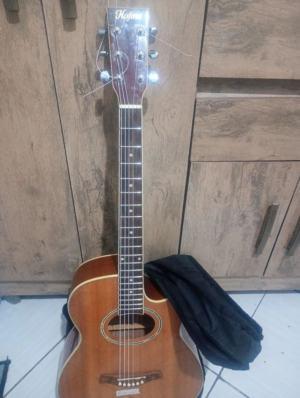 Violão holfman 