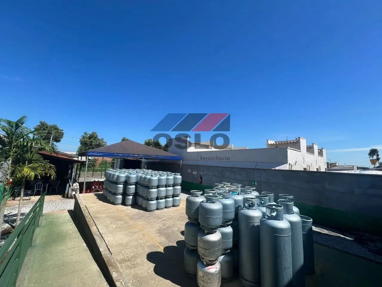 OPORTUNIDADE PARA INVESTIMENTO, DISTRIBUIDORA DE GAS E AGUA TODA EQUIPADA.