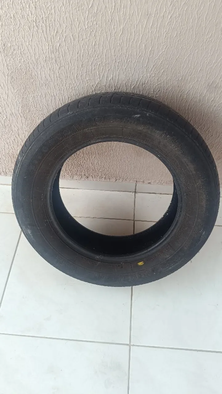 Pneu para carro