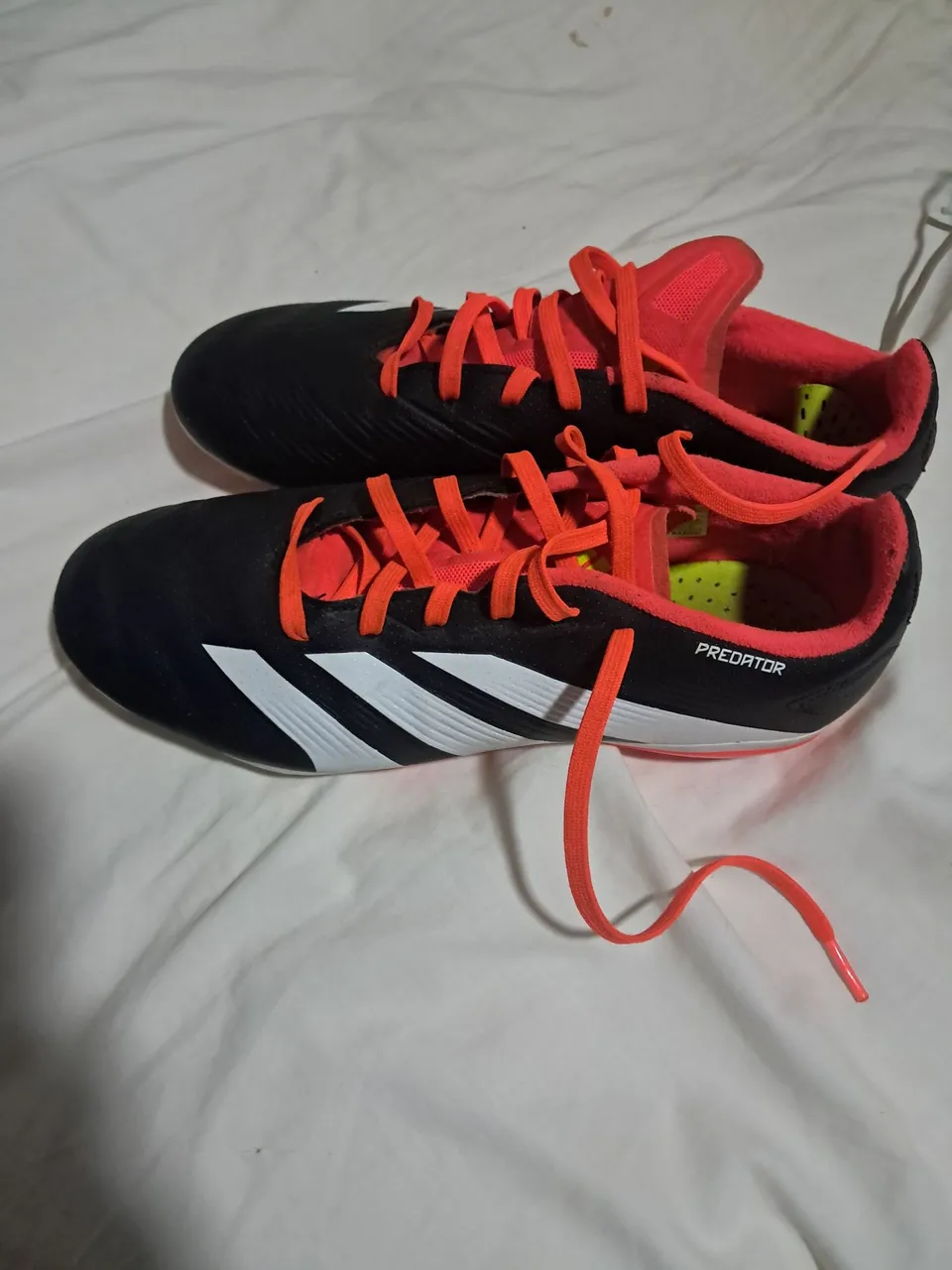 Chuteiras Adidas Predator - Conforto e Performance!