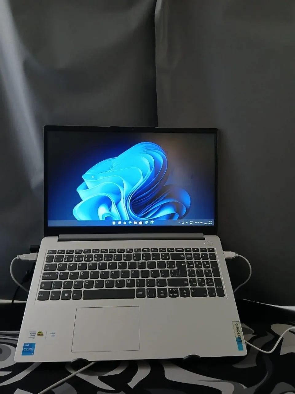 NOTBOOK LENOVO IDEAPAD 15 IAU7D1 - Foto 3