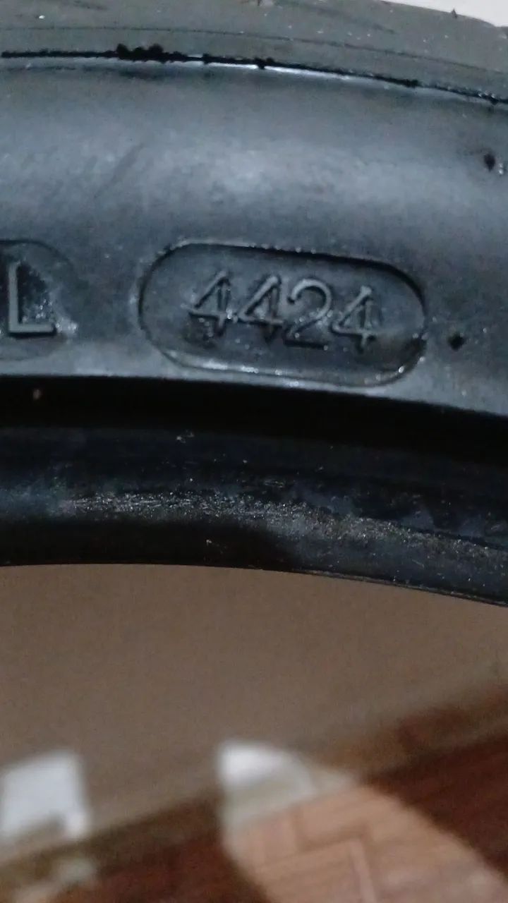 Pneus 195 40 17 semi novos.  - Foto 3