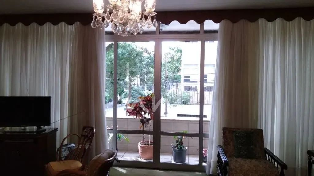 Apartamento em Higienópolis - 3 dormitórios / 2 vagas de garagem