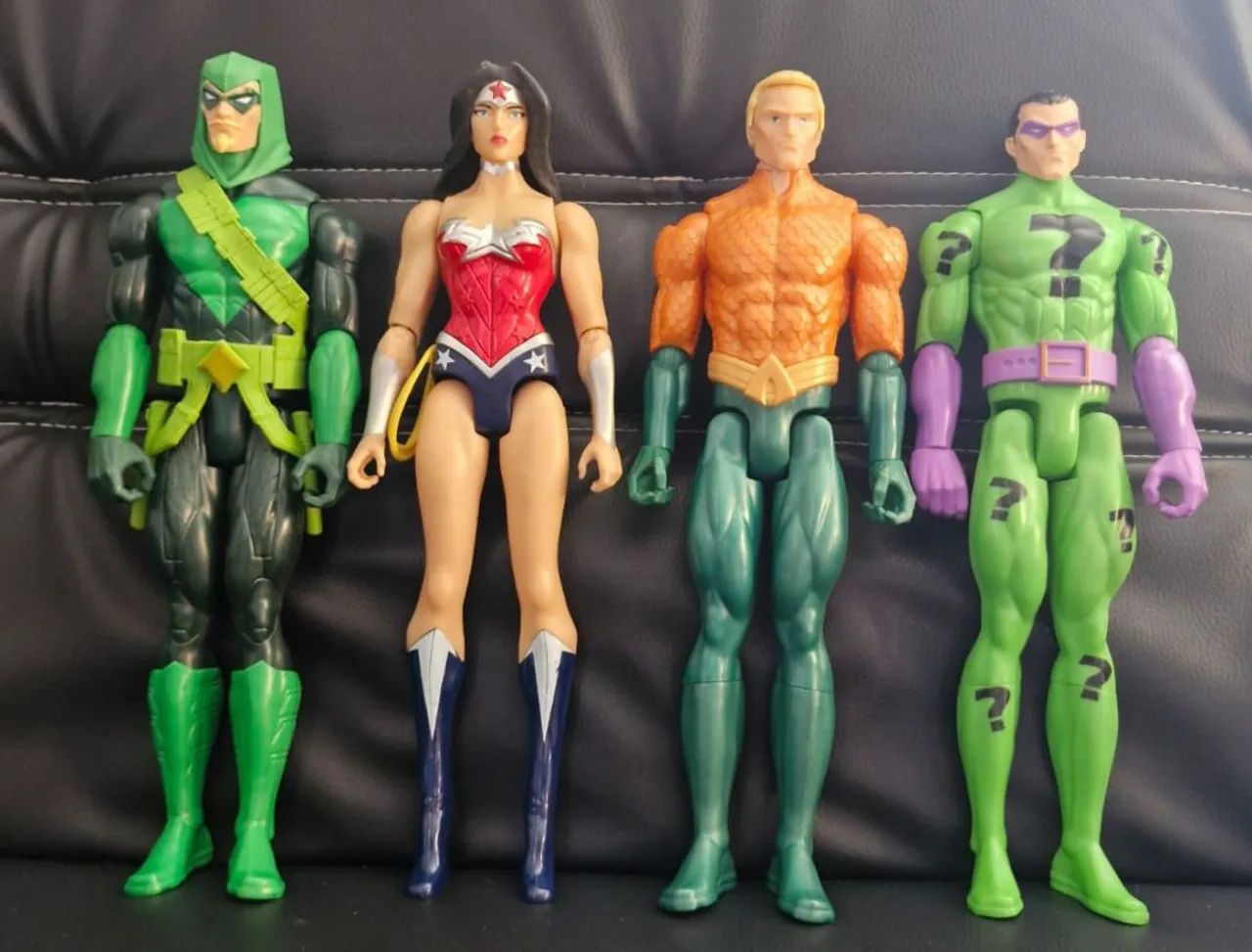4 bonecos da dc