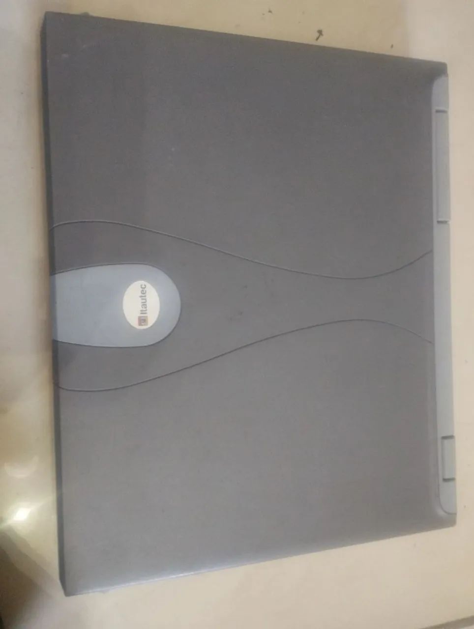 Vendo notebook antigo itautec