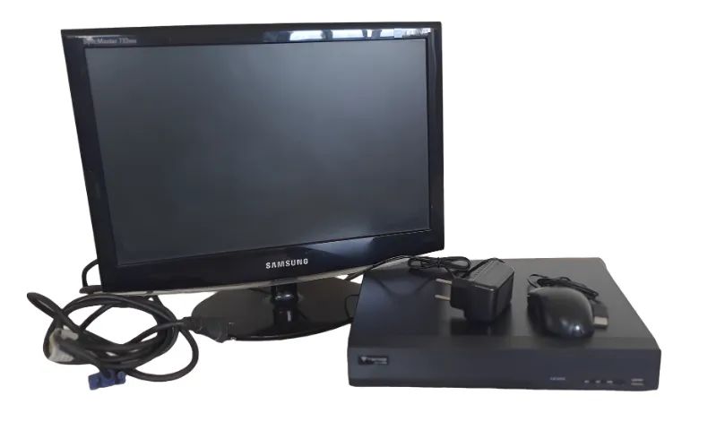 Gravador Digital Tecvoz Tw-e308 - 8 Canais + Monitor Samsung (Usado)