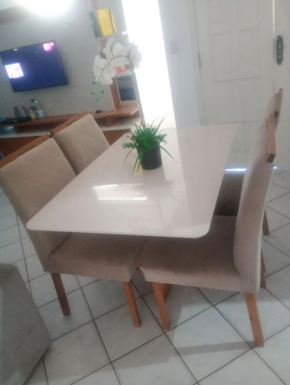 Rectangular table with 4 chairs64296129442306121