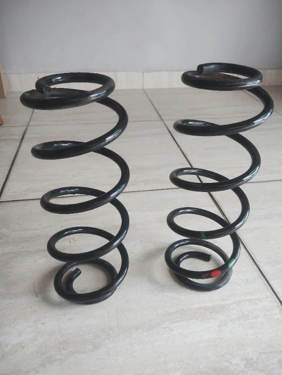 Par de molas traseiro Honda city 12/13