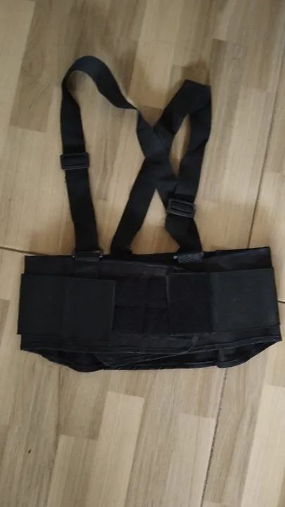 Cinta ergonômica lombar para proteção coluna