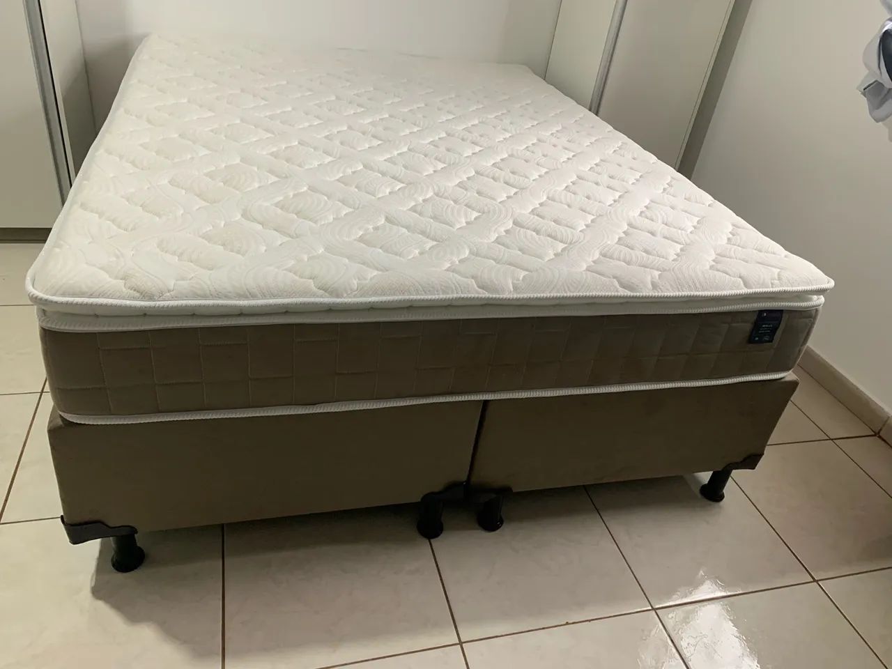 CONJUNTO BOX D45 TAMANHO QUEEN NOVO  - Foto 4