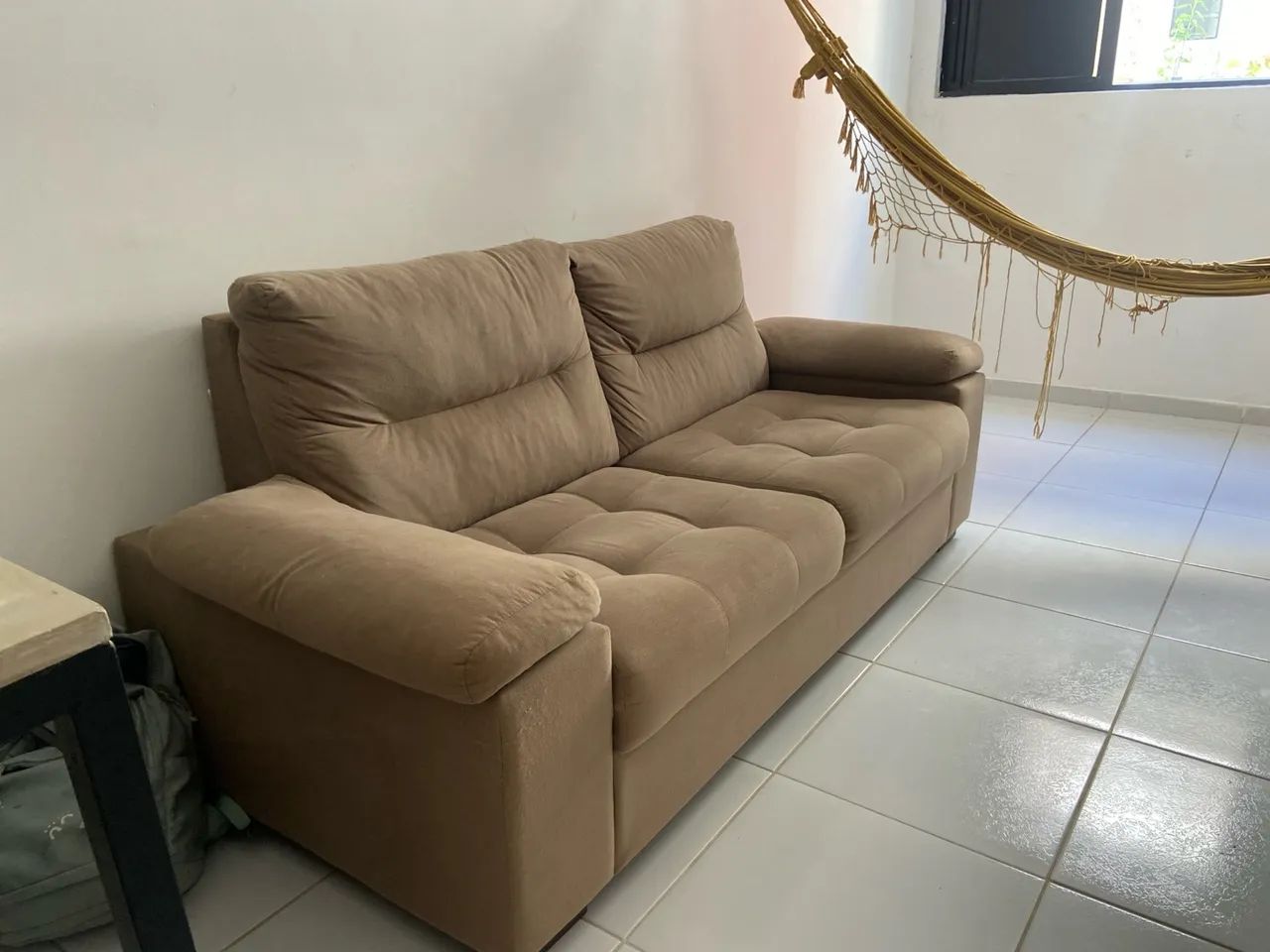 Sofá 2 lugares confortável e moderno