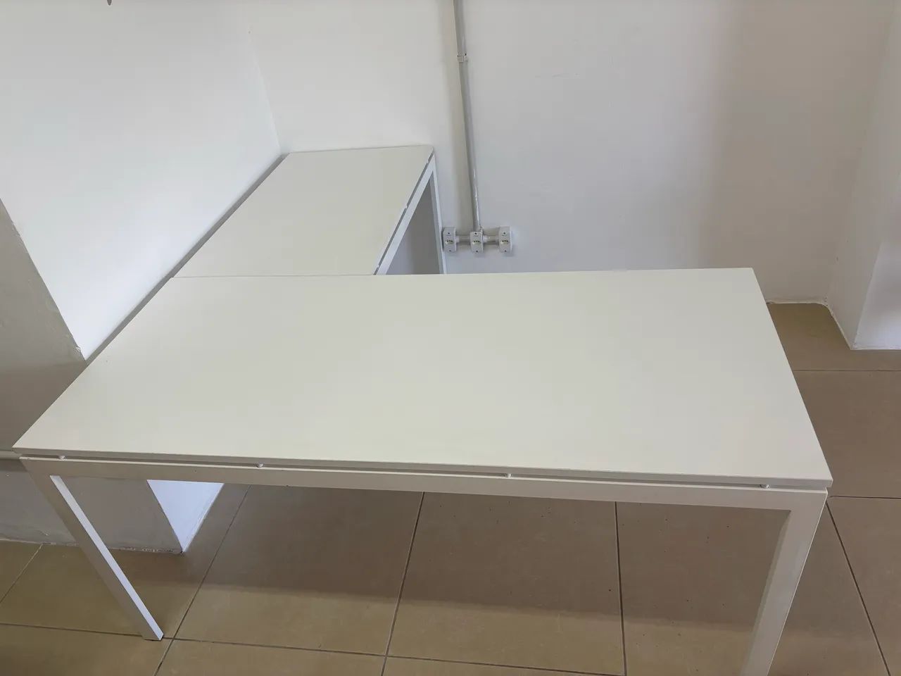 Mesa de escritório 64617798149251125