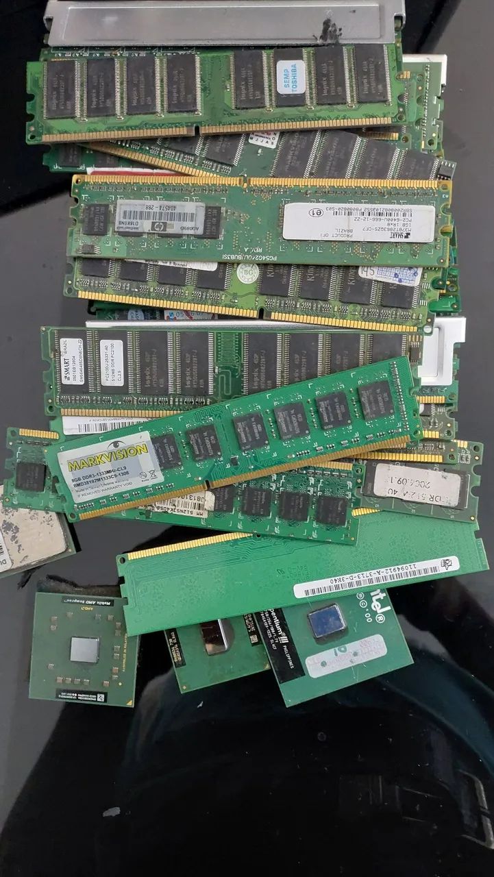 Memórias a acima de 1gb variadas  até 4gb