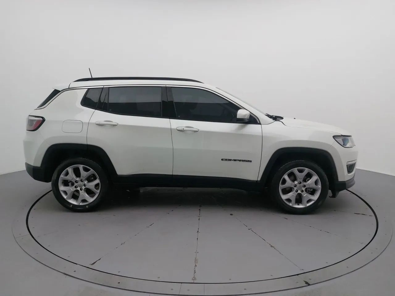 Jeep Compass LONGITUDE 2.0 4x2 Flex 16V Aut., foto 6 de 18