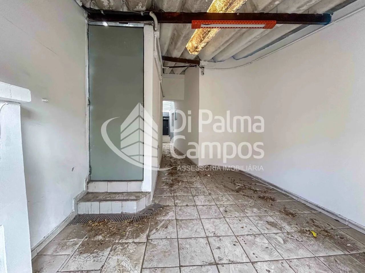 Casa comercial de 109m² com 5 salas e 1 vaga para alugar no bairro do Ipiranga - Foto 2
