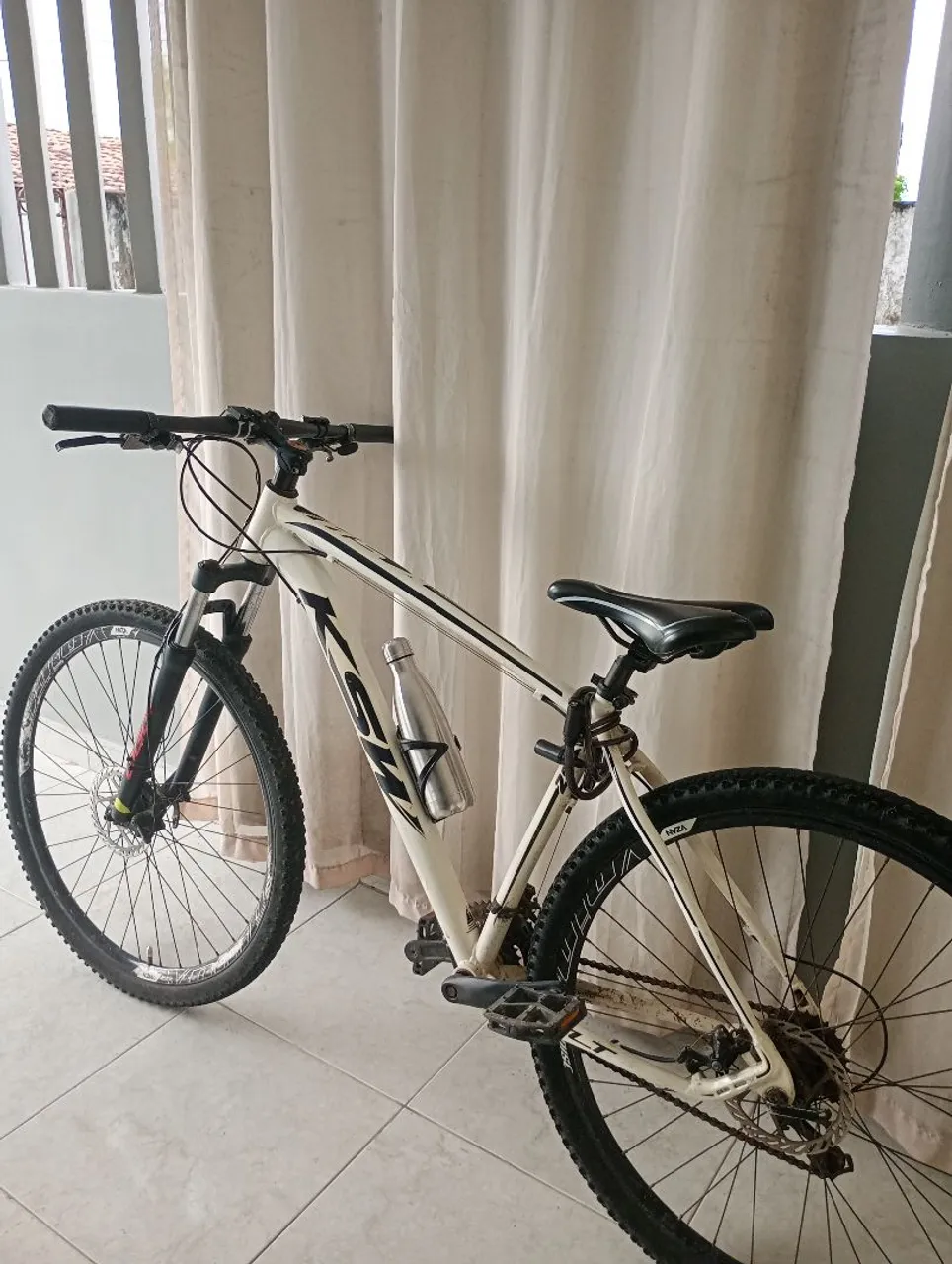 Bike da KSW ARO 29 SEMINOVA