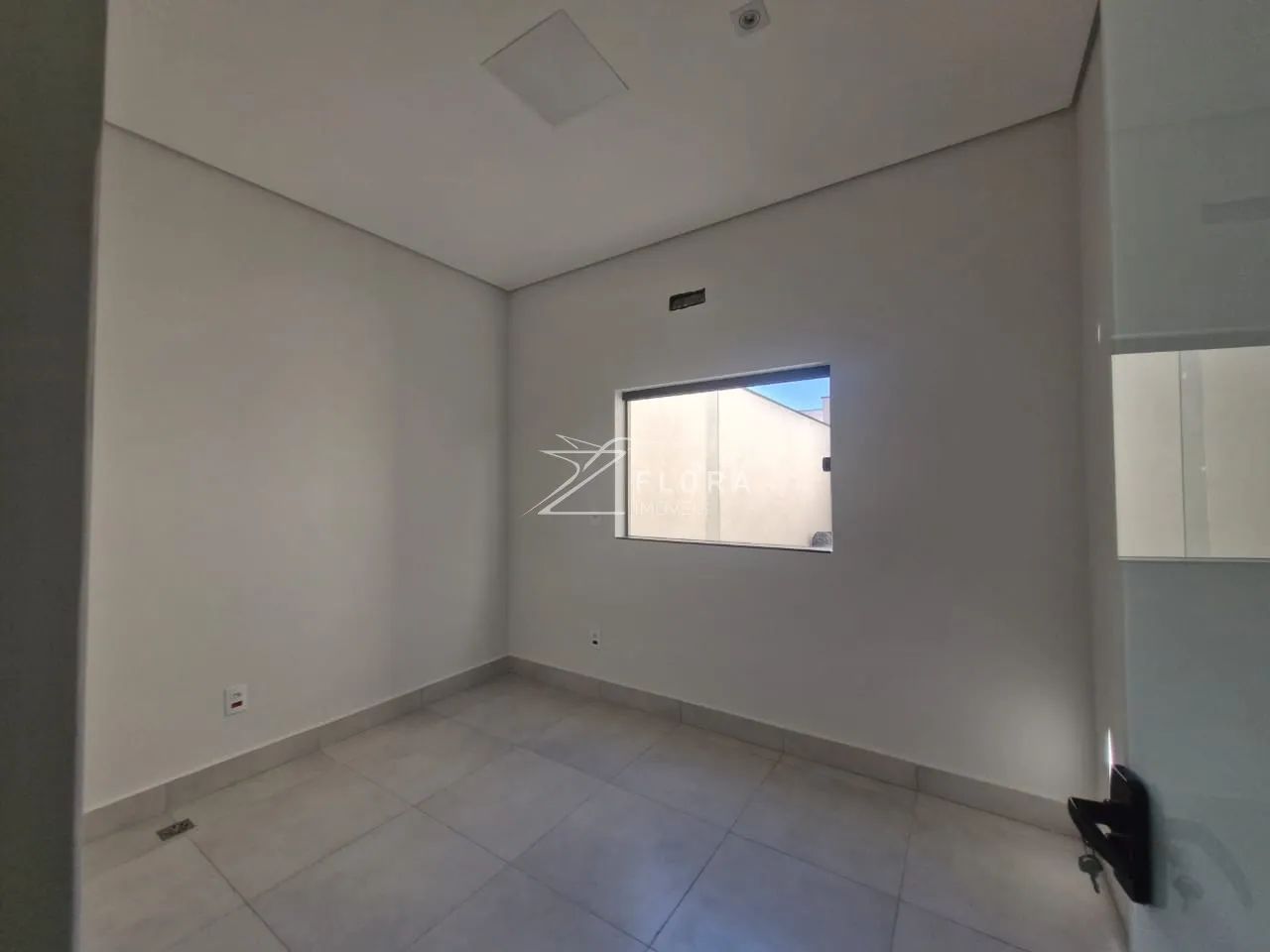 Espaço Comercial específico para área da Saúde, possui 12 salas, sendo 01 recepção, 01 sal - Foto 10