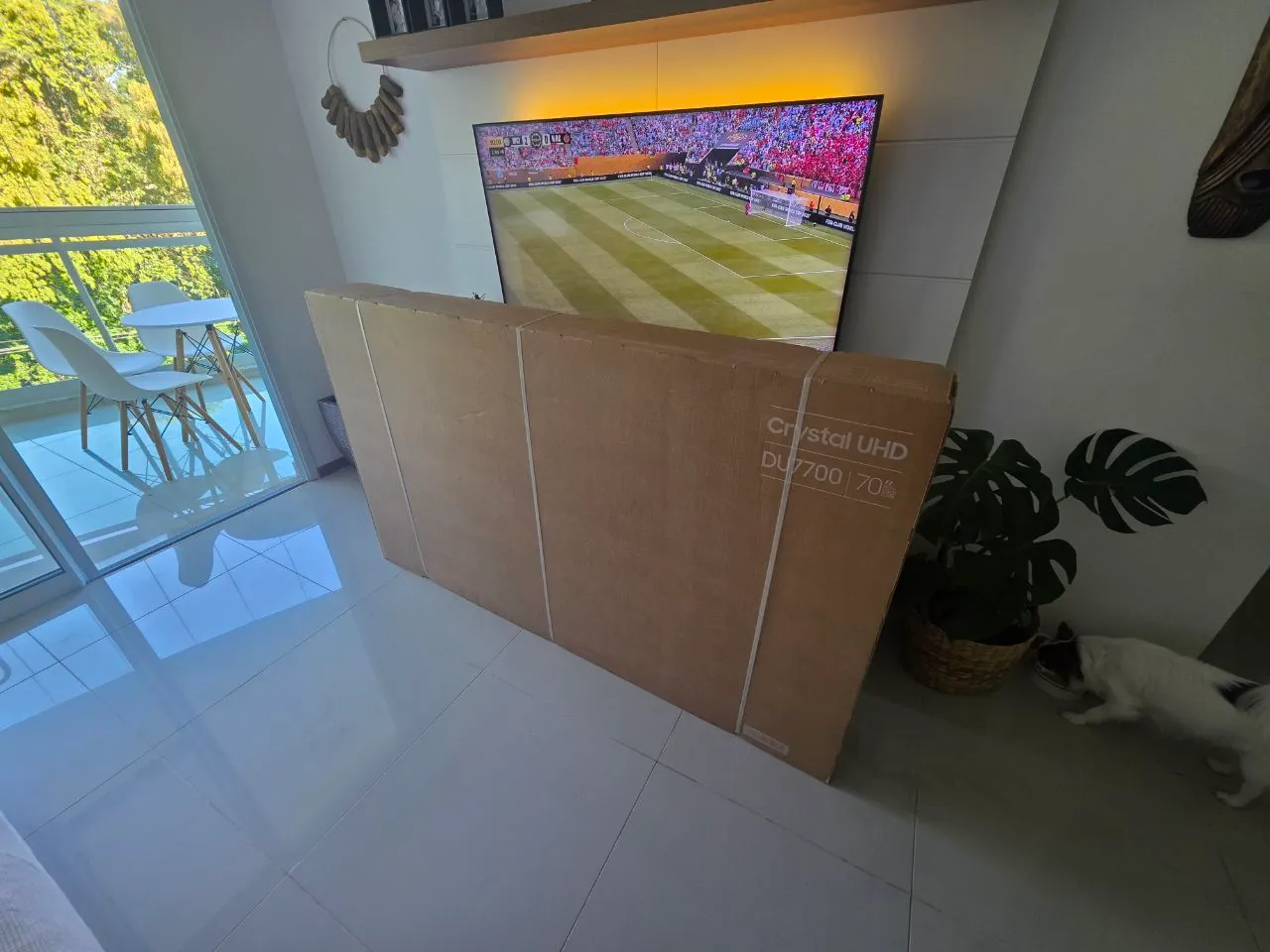Smart TV Samsung Crystal UHD DU7700 70'