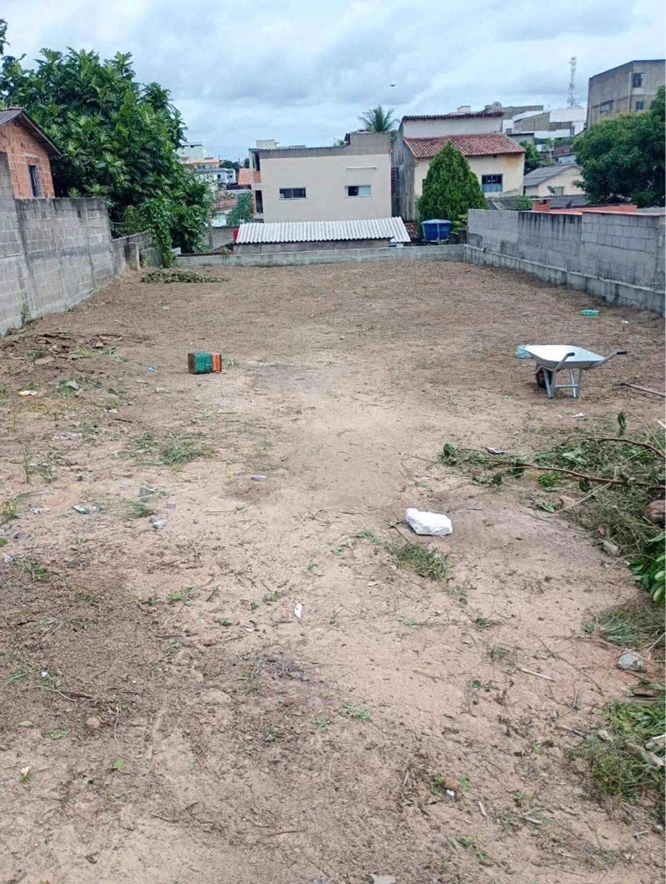 VENDO LOTE NO BNH COM EXCELENTE LOCALIZAÇÃO - LINHARES/ES