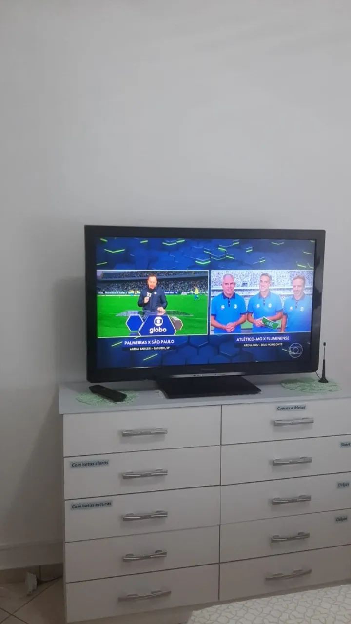 Quarto individual mobiliado para rapaz em Sacomã