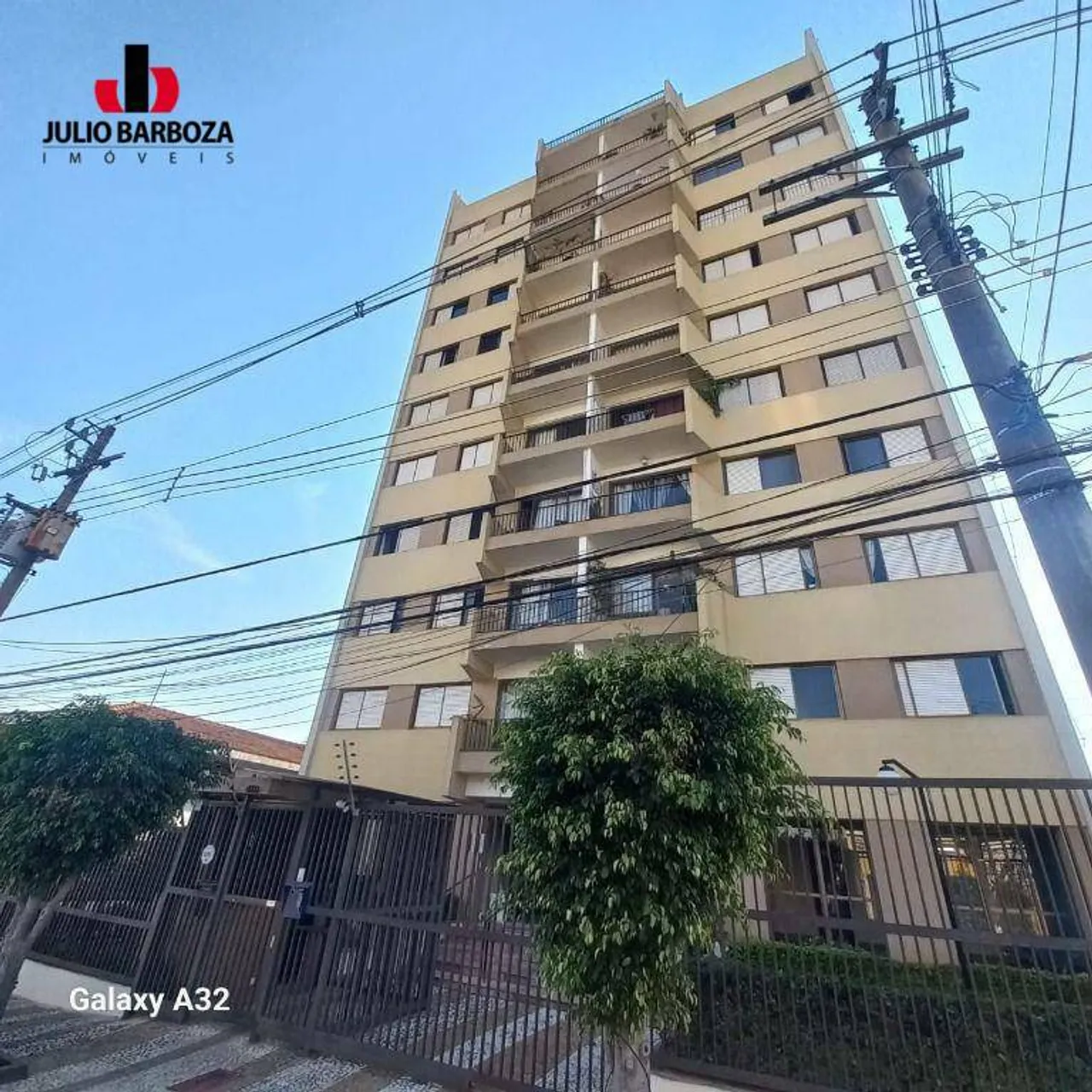 LOcação Jardim Aeroporto reformado 2:dorm. 68m2,garagem ,salão festas.