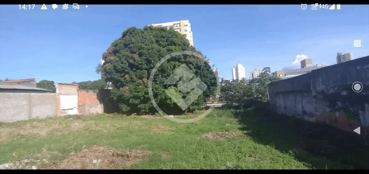 Lote de 1.430m² á venda, no centro-norte. Próximo á Isaac Povoas. Excelente para edificio