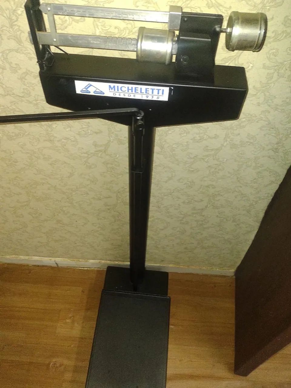 Balança antropométrica  MICHELETTI 150 kg - Foto 3