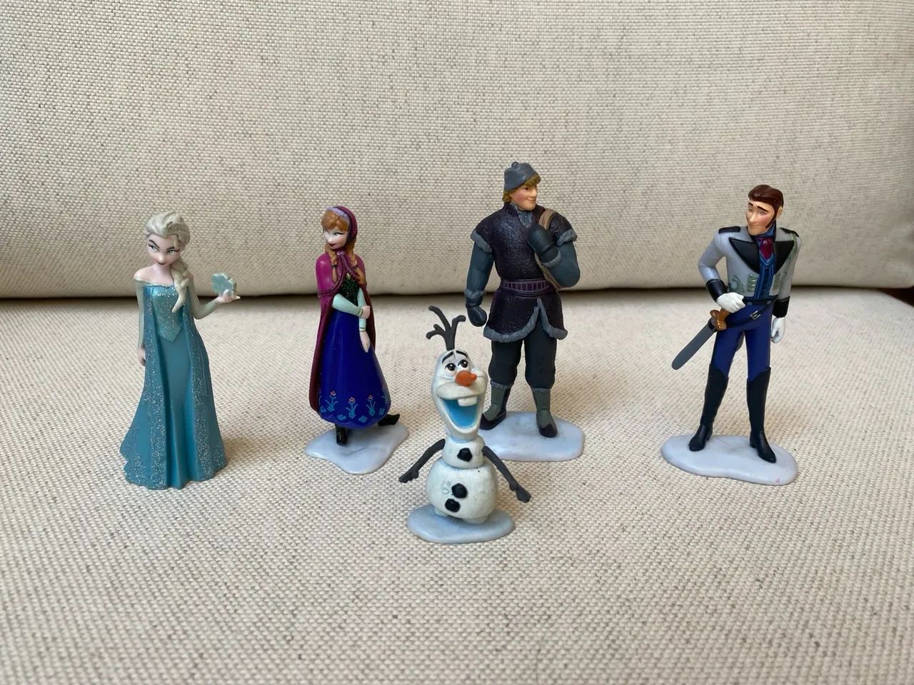 Bonecos Frozen - Disney Store - Foto 2