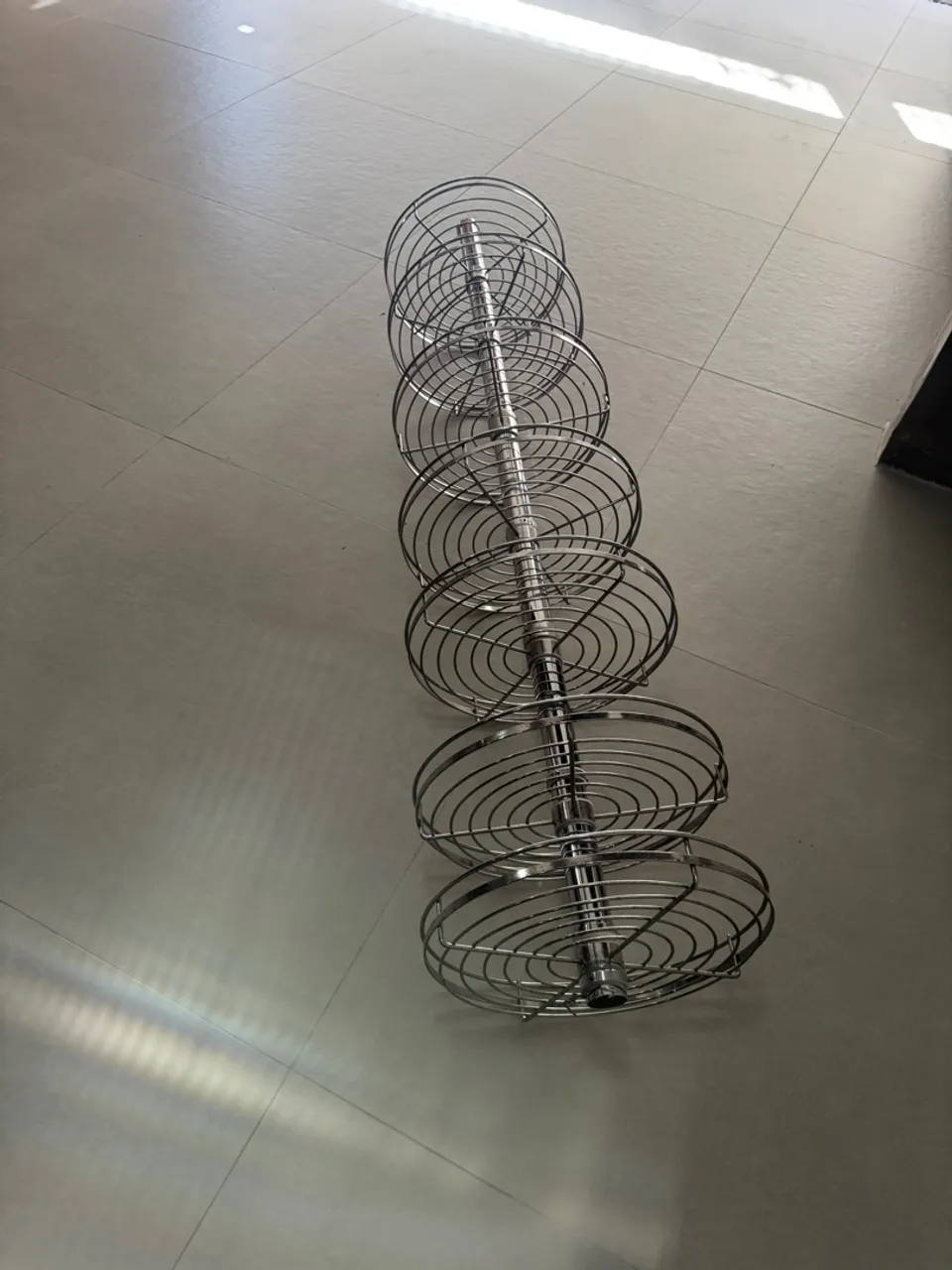 7 Cestos giratórios tipo fruteira em Aço Inox