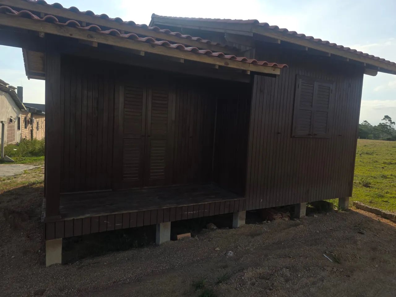 Casa de madeira64585000768001121
