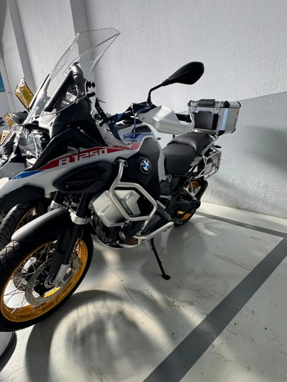 R1250 GS Adventure em perfeito estado