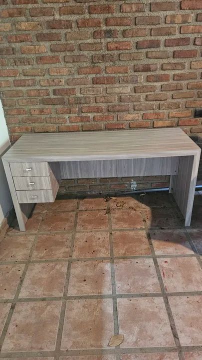 Escrivaninha em MDF - Foto 3