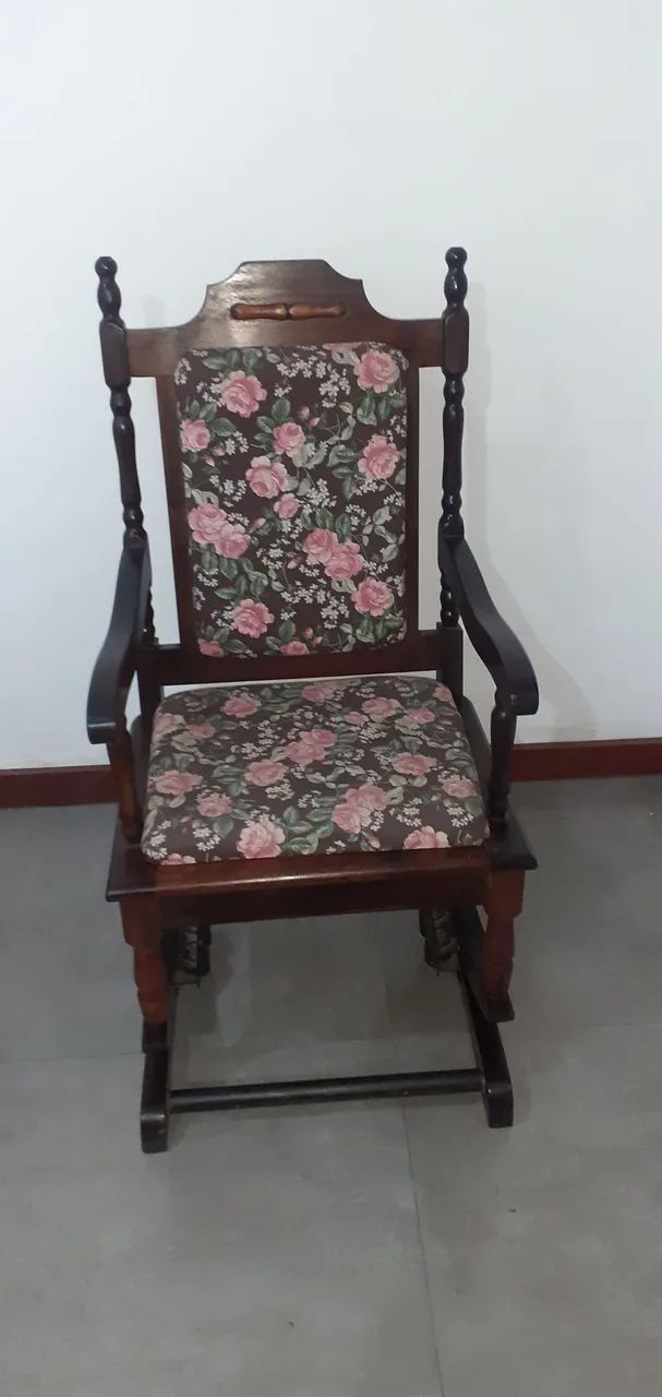 Antiga cadeira de balanço 