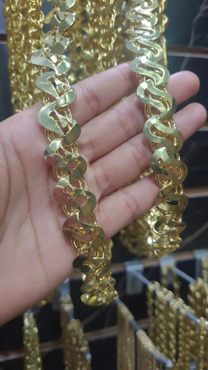 Corrente em Moeda Antiga