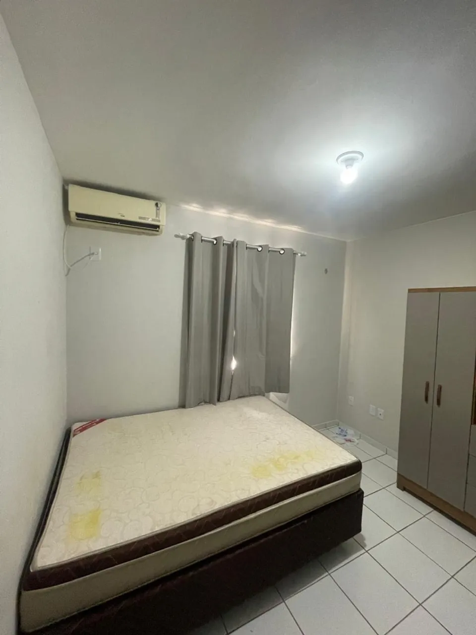 Alugo apartamento mobiliado com 2/4 em condomínio fechado