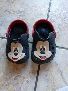 Sandália para bebê 