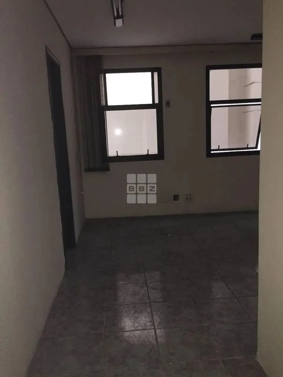 Salas Comerciais à Venda ou Locação em São Paulo-SP, Água Branca: 1 Banheiro, 25m² - Oport