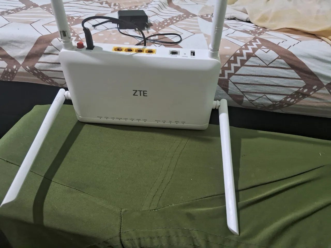 Roteador Wi-Fi ZTE Novo