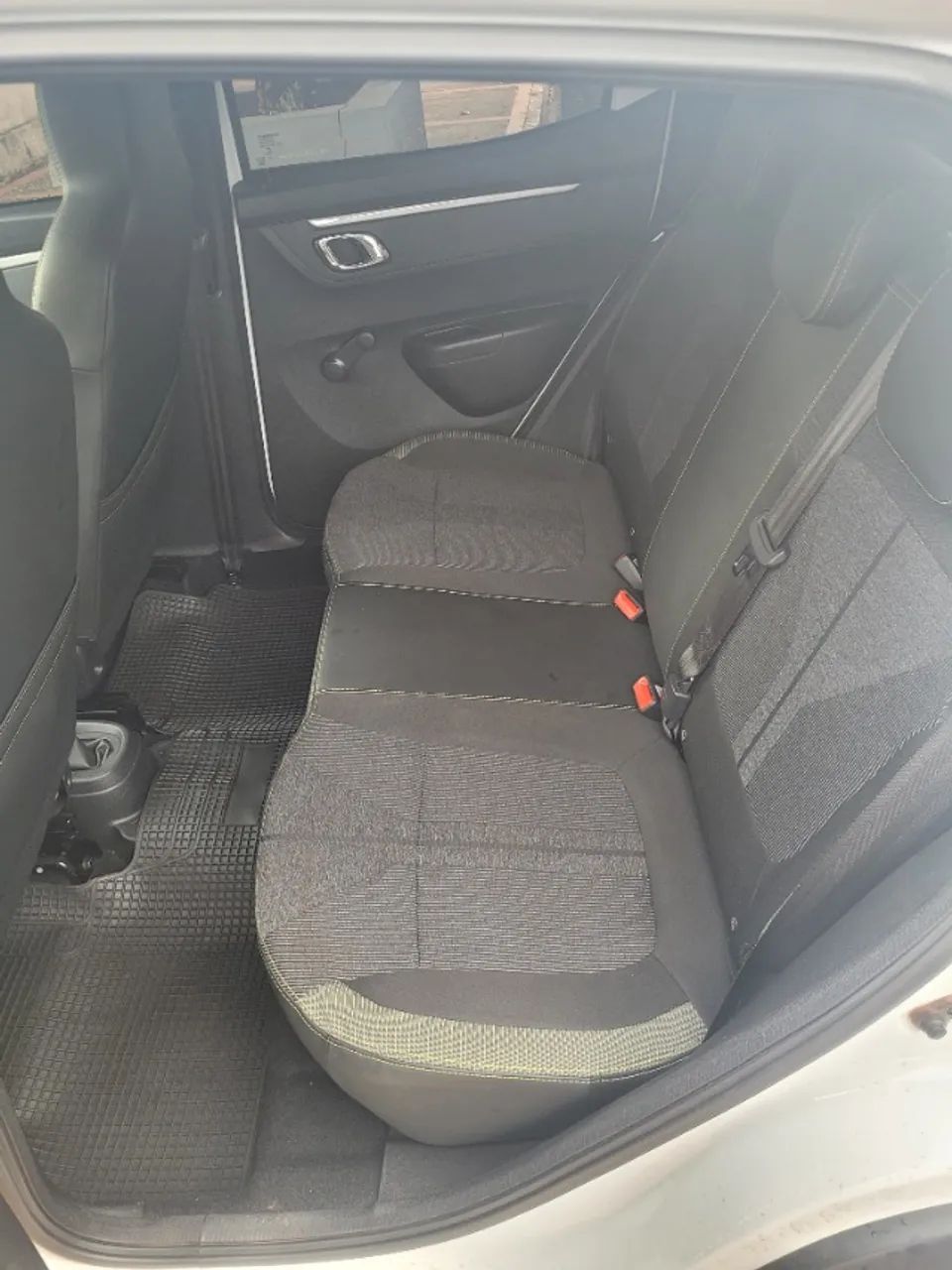  Renault Kwid Outsider 2023/2024 - Apenas 12.000 km! - Foto 3