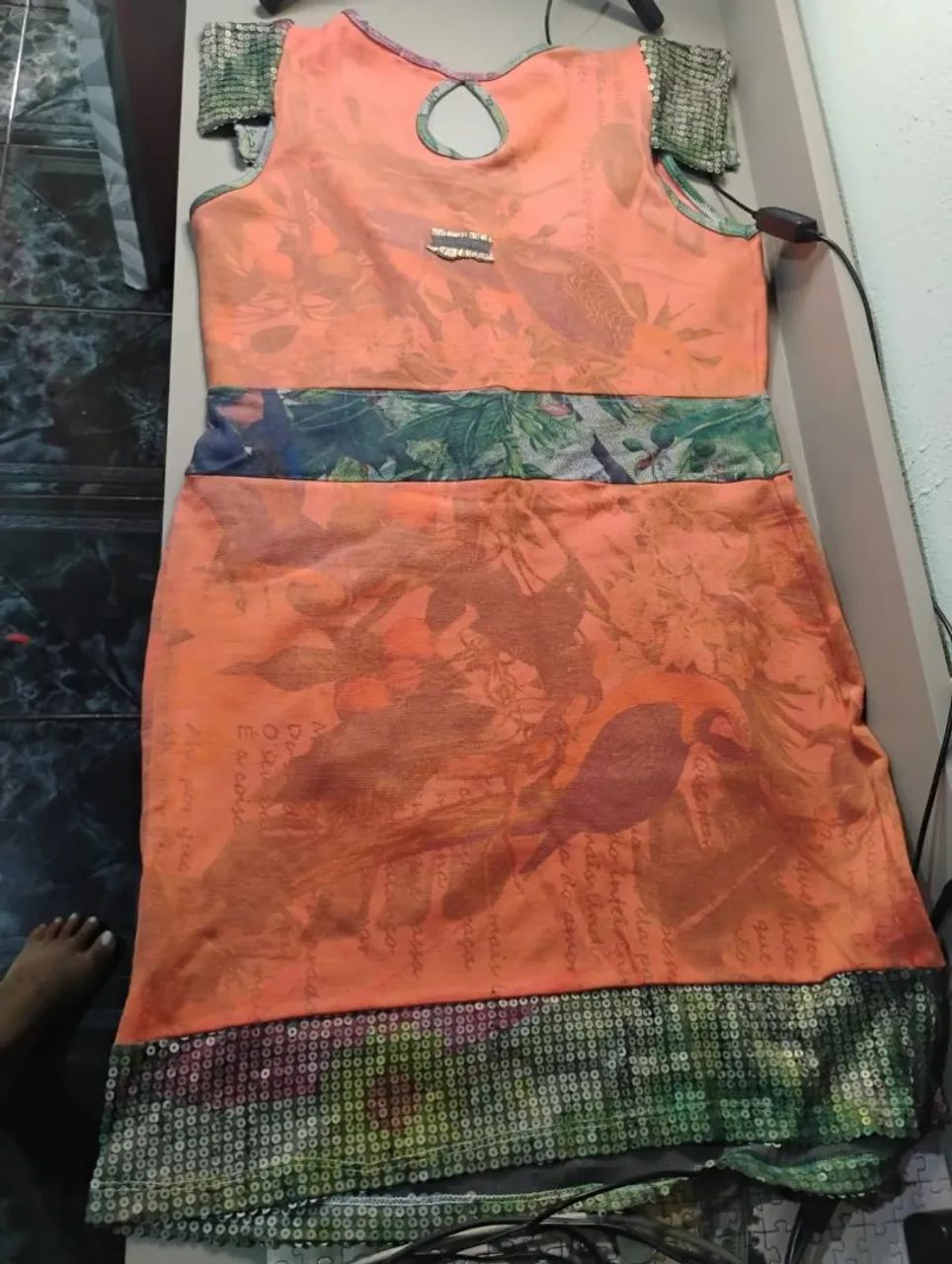 Vestido Laranja com Detalhes - Foto 2