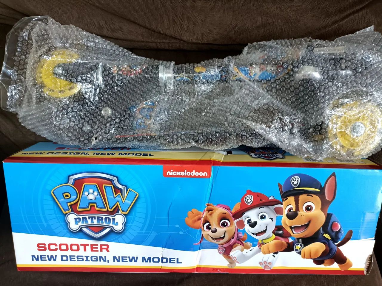 R$159.99 patinete infantil patrulha unissex cor preto com buzina novo 0km  - Foto 4