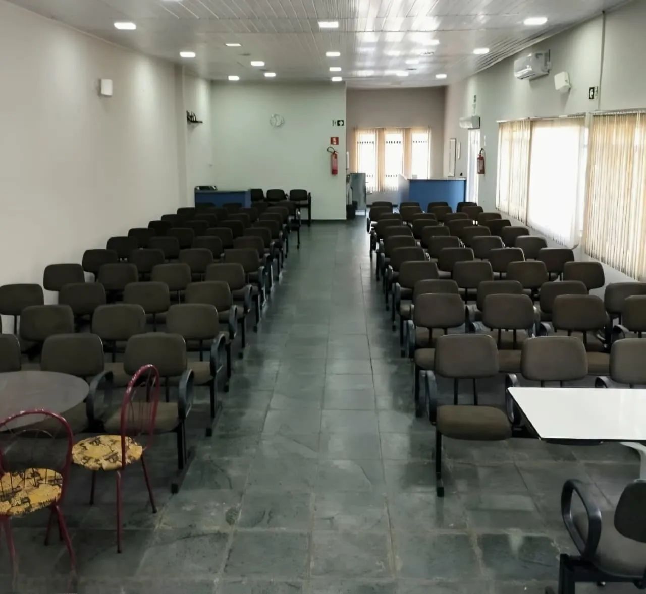 Imóvel Comercial para Venda em Naviraí, Centro, 1 dormitório, 2 banheiros - Foto 5