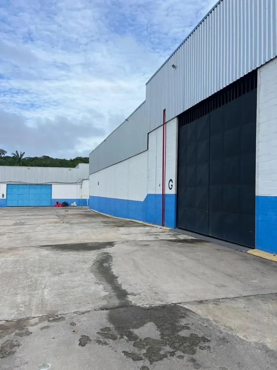 ALUGO GALPÃO COM 1.100M2 NO TARUMA  Excelente localização! - Foto 3