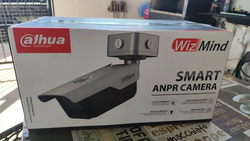 câmera LPR