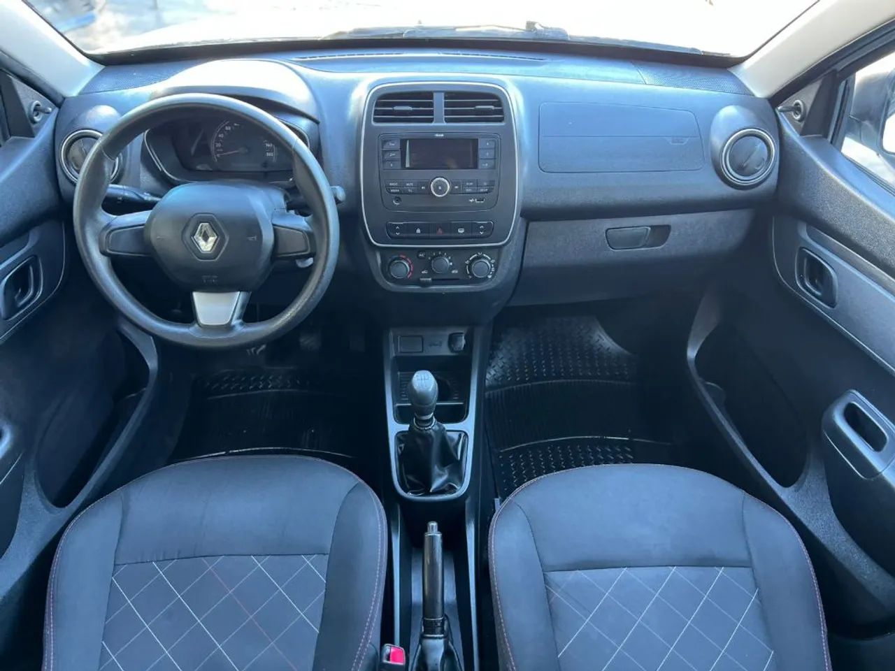 Renault Kwid 1.0 Zen 2022 - Foto 5