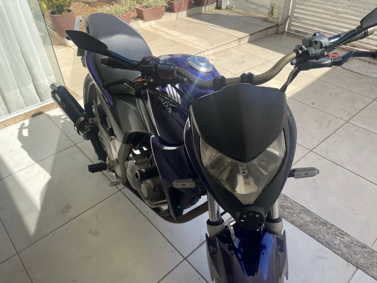 Cb300 nova e com acessórios  - Foto 3