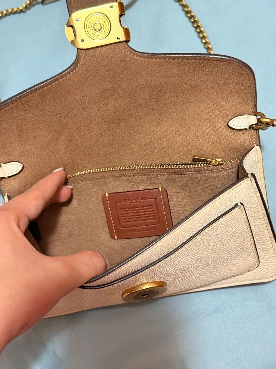Bolsa Coach Tabby 20 original, na cor off white/nude, com ferragens douradas - Foto 4